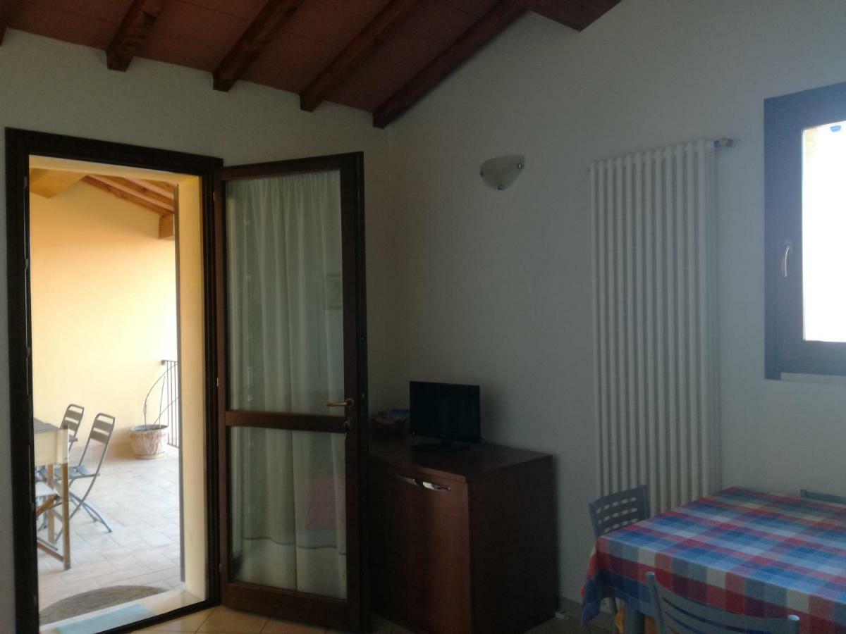Finestra Della Val D'Orcia Lejlighed Contignano Eksteriør billede